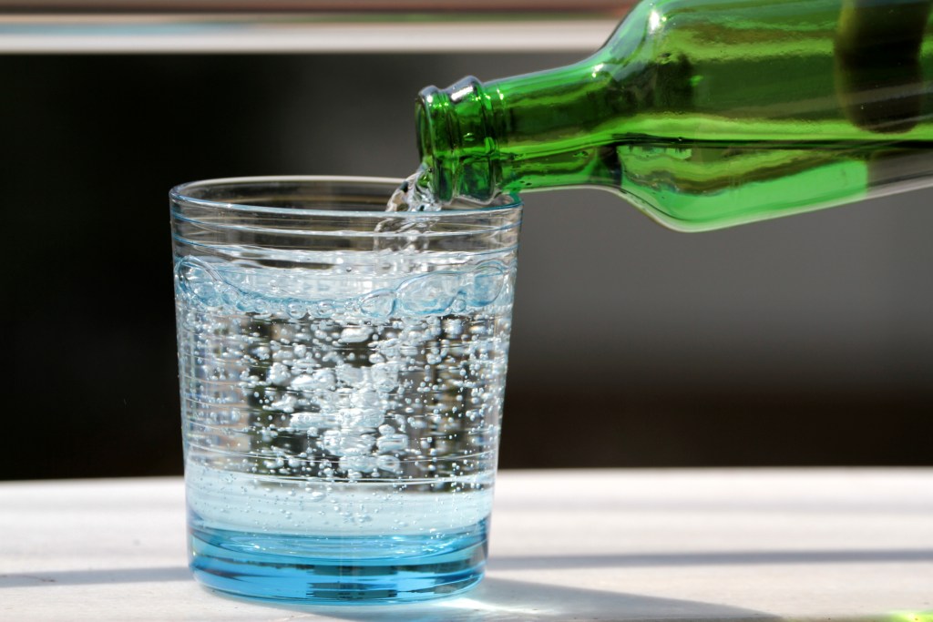 Agua con gas - Imagen: iStock