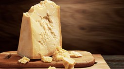 Queso parmesano