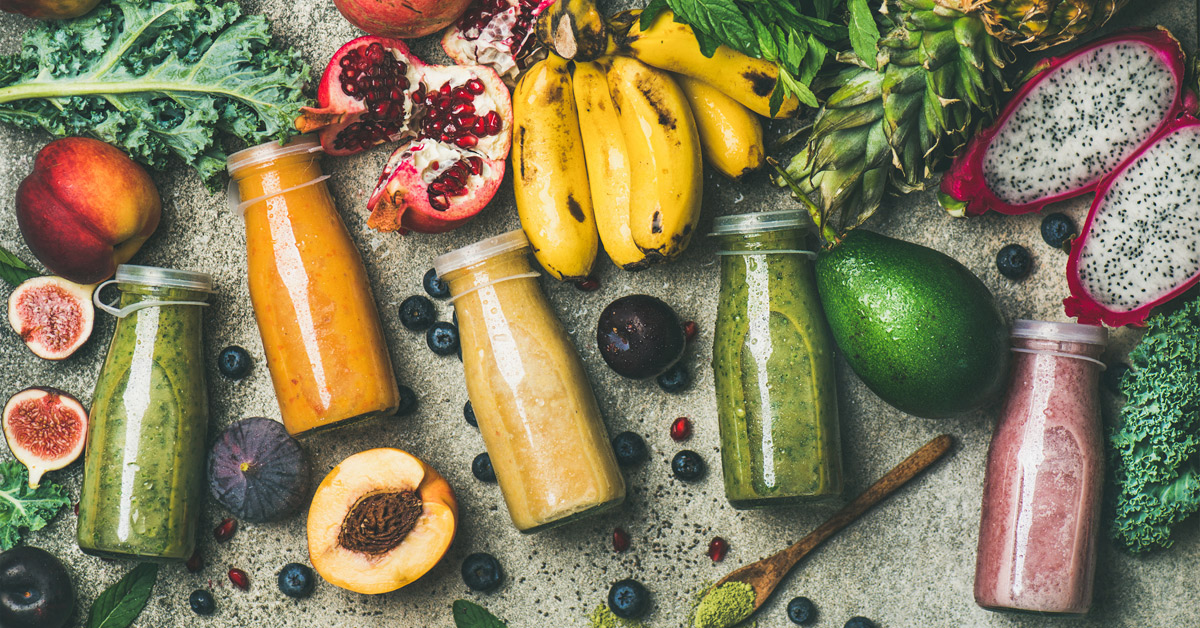 10 ingredientes que añades a tus smoothies y te hacen engordar
