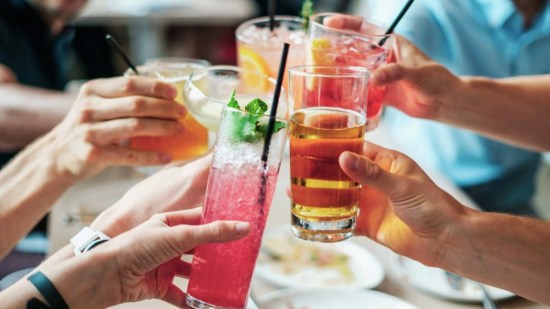 Bebidas sin alcohol para disfrutar de forma sana este verano
