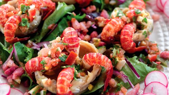 Ensalada de cangrejo y alcachofas