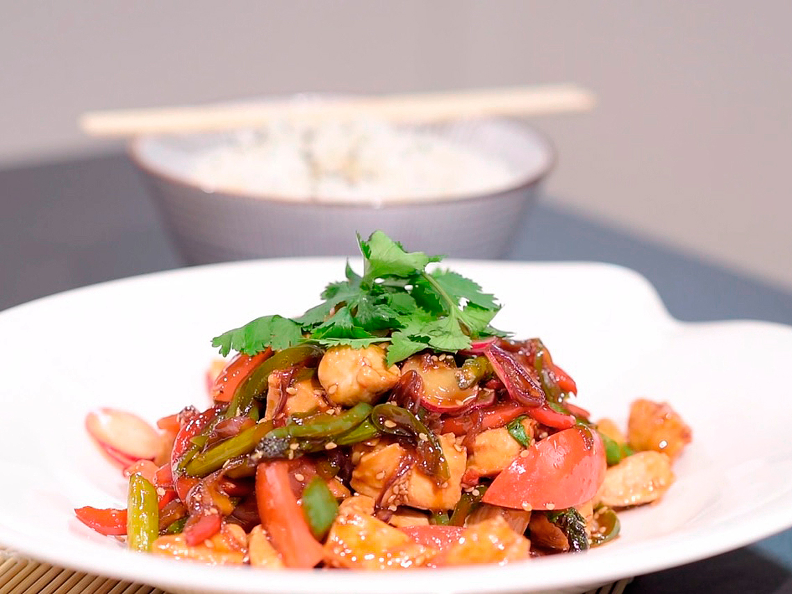 Wok de pollo