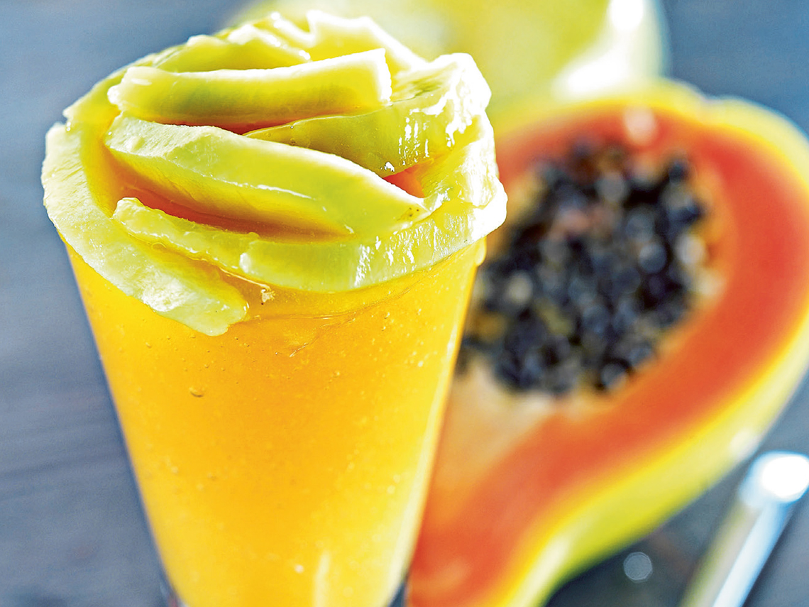 Chupito de mango y papaya