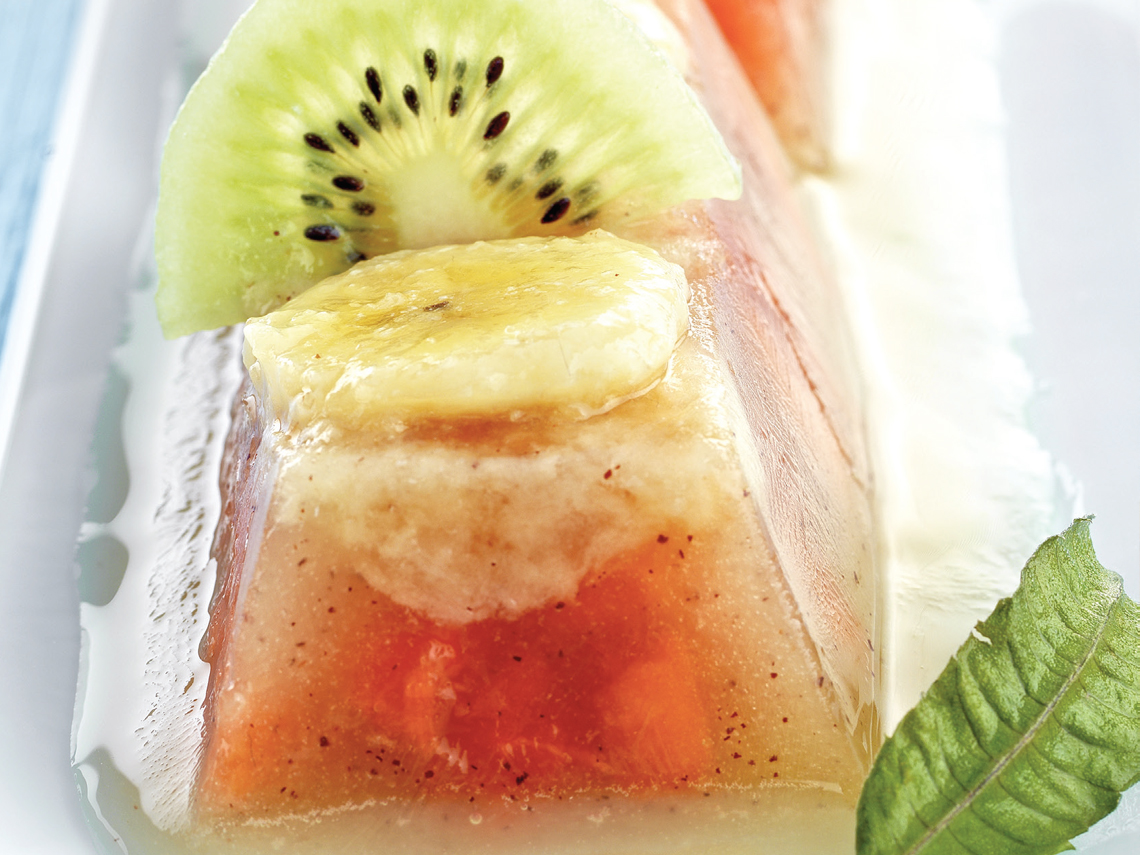 Gelatina de kiwi, papaya y plátano