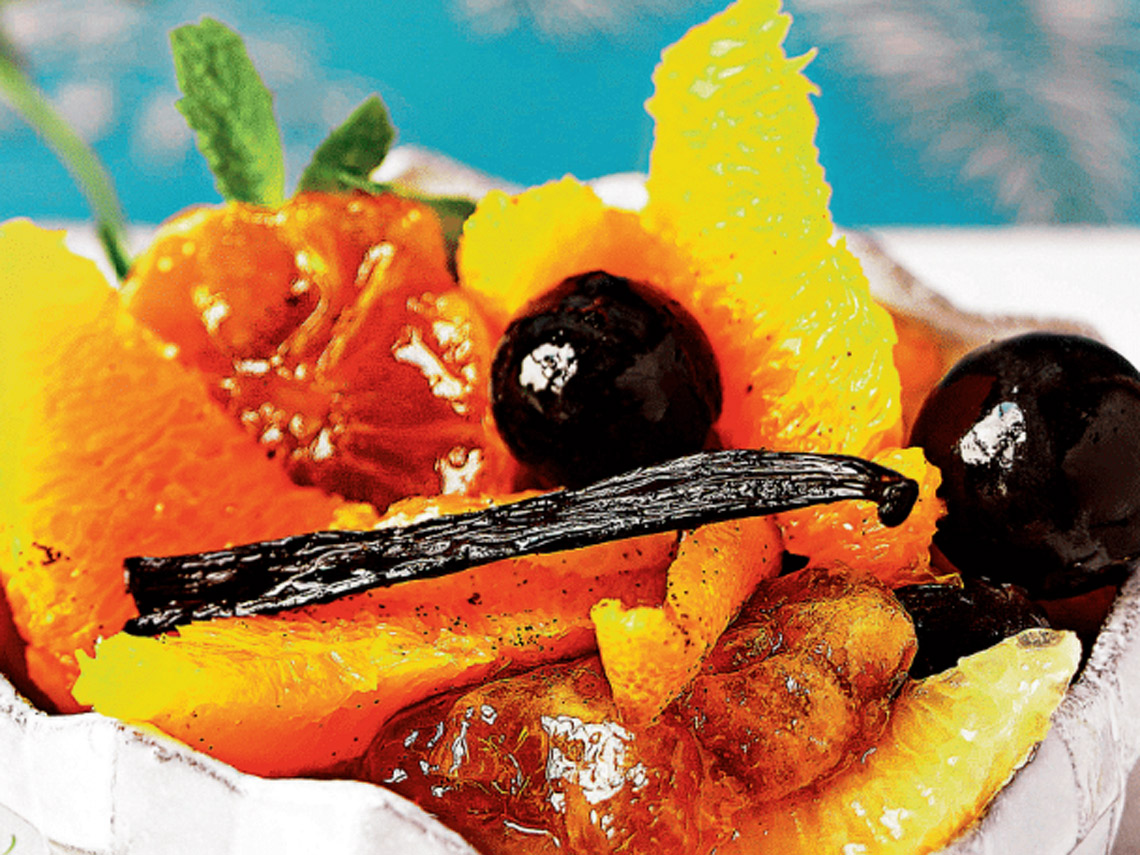 Ensalada de fruta con jarabe de canela y vainilla