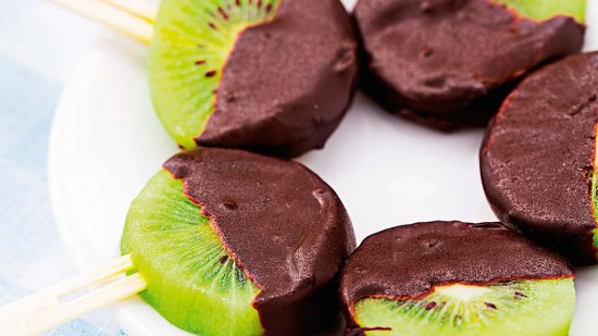 Piruletas de kiwi