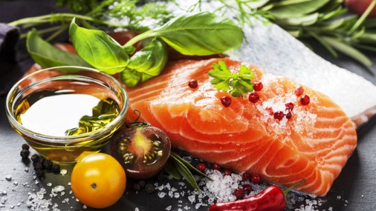 Los beneficios del pescado azul