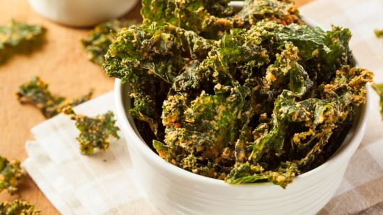 Receta de chips de kale al horno