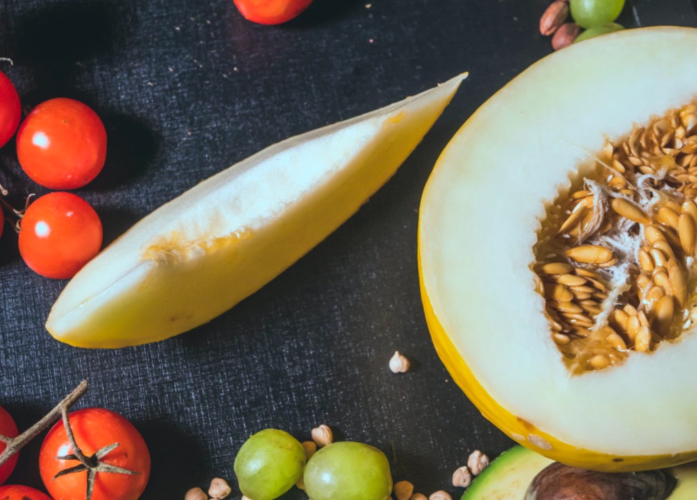 El truco de Instagram para partir un melón en 1 minuto
