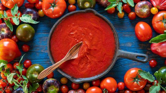 Tomate frito de supermercado: todo lo que necesitas saber para comprar el más saludable