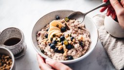 ¿Cómo tiene que ser un desayuno sano y saludable realmente?