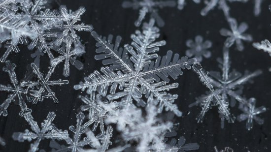 así se utilizan las bajas temperaturas en la magia para paralizar lo negativo