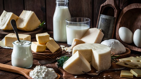 Alimentos ricos en calcio que incluir en la dieta con la llegada de la menopausia