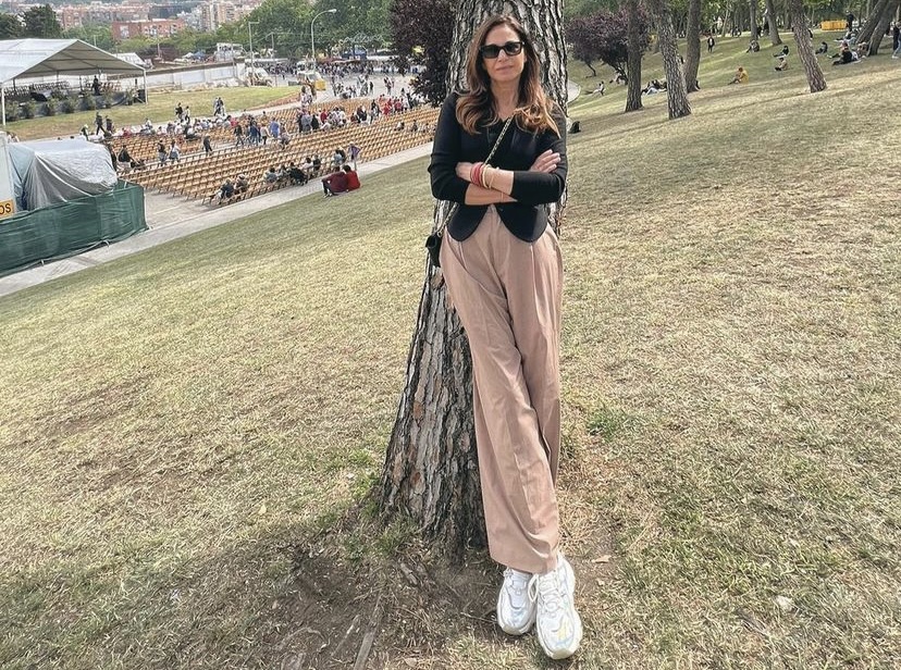 Ocho pantalones elásticos de Zara cómodos, anchos y baratos que están arrasando entre las mujeres de +50