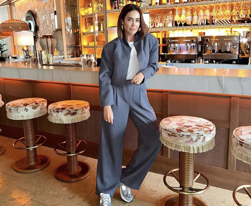 Los pantalones súper rebajados de Massimo Dutti que agotarán las mujeres de +50 años: estilizan, son cómodos y cuestan menos de 30 euros