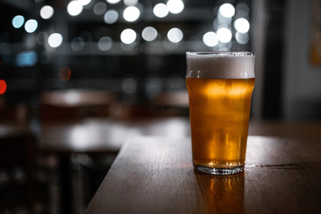 La fácil y deliciosa receta de la famosa cerveza de mantequilla de Harry Potter