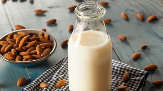 Cómo saber si tu bebida de almendras está en mal estado