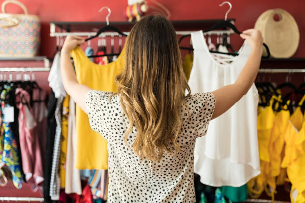 El Corte Inglés tiene un clon del conjunto de punto de Sfera que han agotado las mujeres +50: cómodo, práctico y todavía más tirado de precio