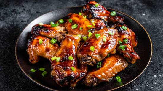 La salsa agridulce es el toque especial de Karlos Arguiñano para las alitas de pollo
