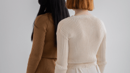 Parfois tiene los conjuntos de punto con los que las mujeres +50 irán cómodas pero arregladas en los eventos de Navidad