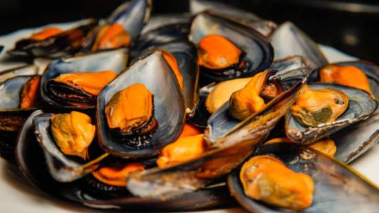 La sorprendente salsa que propone Karlos Arguiñano para los mejillones estas navidades