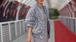 Estos cinco vestidos sueltecitos de Sfera están causando furor entre las mujeres +50 para Navidad porque estilizan y son elegantes