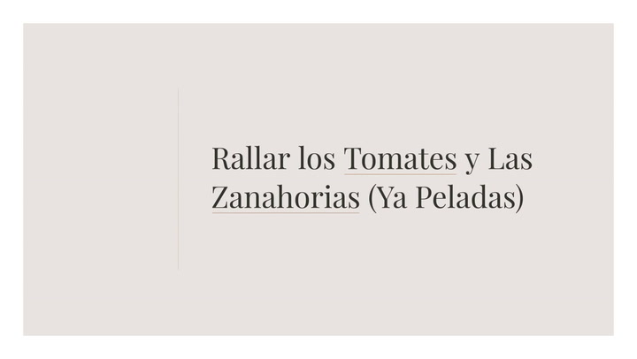 Espaguetis con salsa de tomate y zanahoria