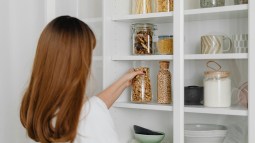 Ikea lanza nuevos productos de almacenaje por menos de cinco euros que resultan prácticos para ordenar el baño, la cocina o el dormitorio