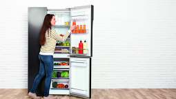 La nevera tiene zonas de mayor y menor refrigeración para adaptarse a las características de los distintos alimentos.