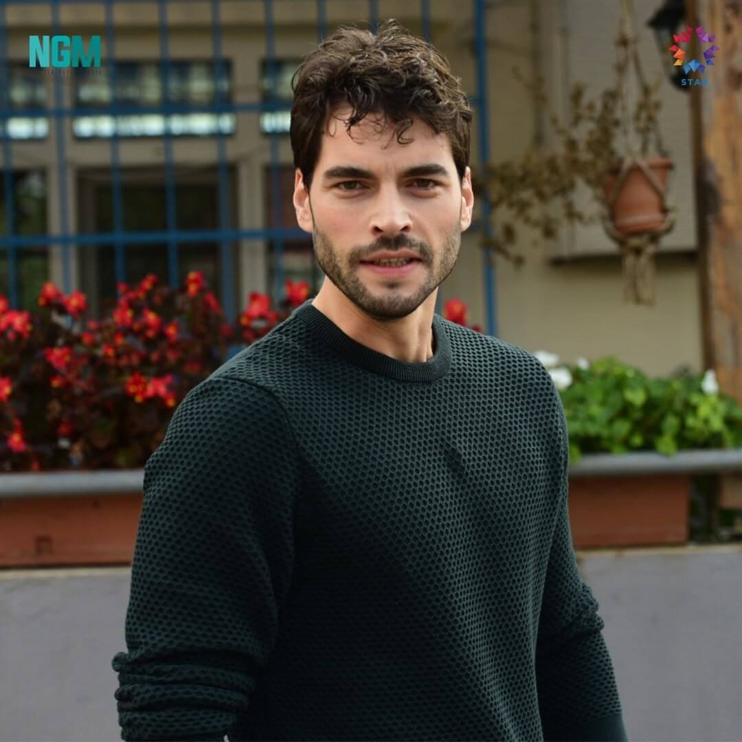 Akin Akinözü.