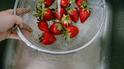 fruta lavar