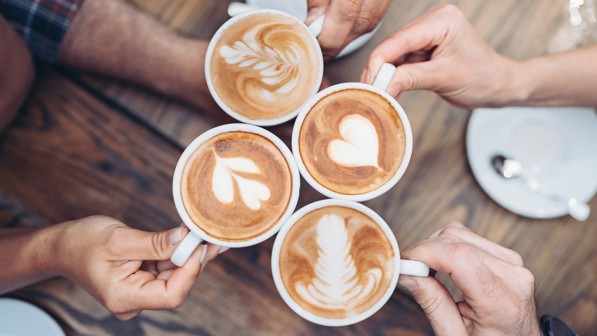 ¿Se puede tomar café con leche en el ayuno intermitente?