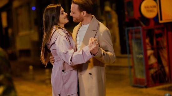 Hande Erçel