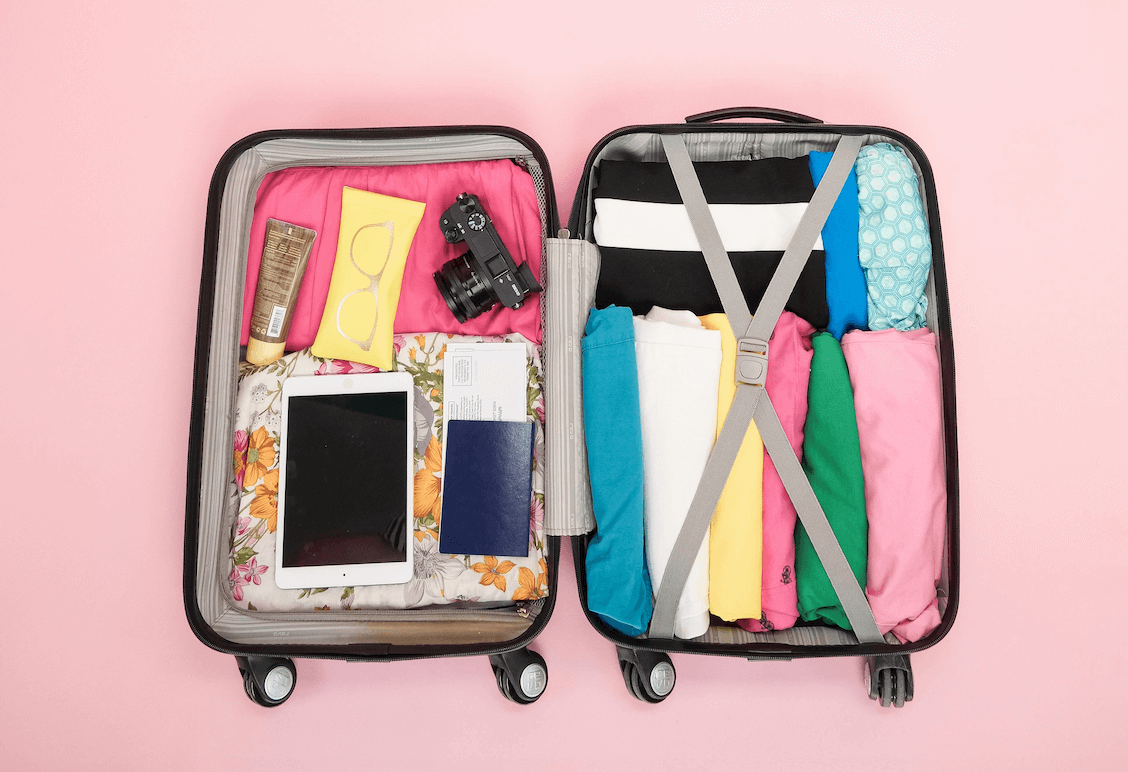 Ni Primark ni Tiger: te sorprenderá dónde hemos encontrado los organizadores de maleta que utiliza Marie Kondo para viajar