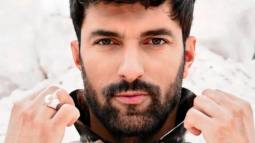 Engin Akyürek.