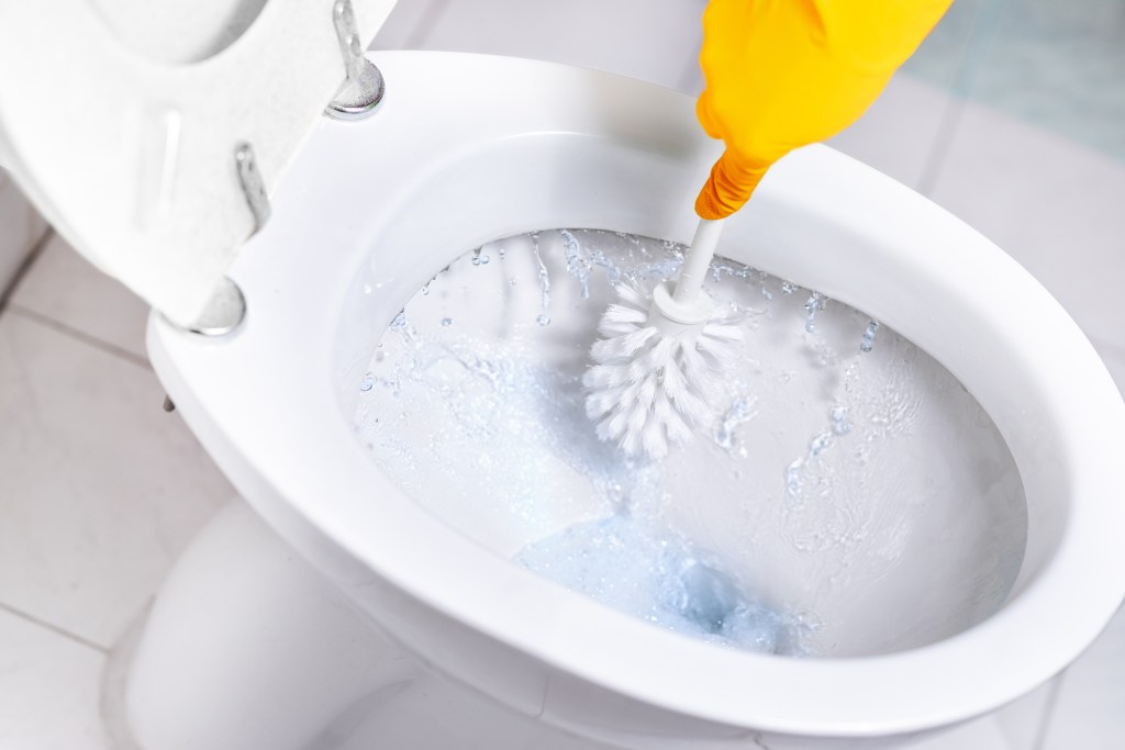 Los productos para limpiar el baño de Mercadona favoritos de una experta en limpieza