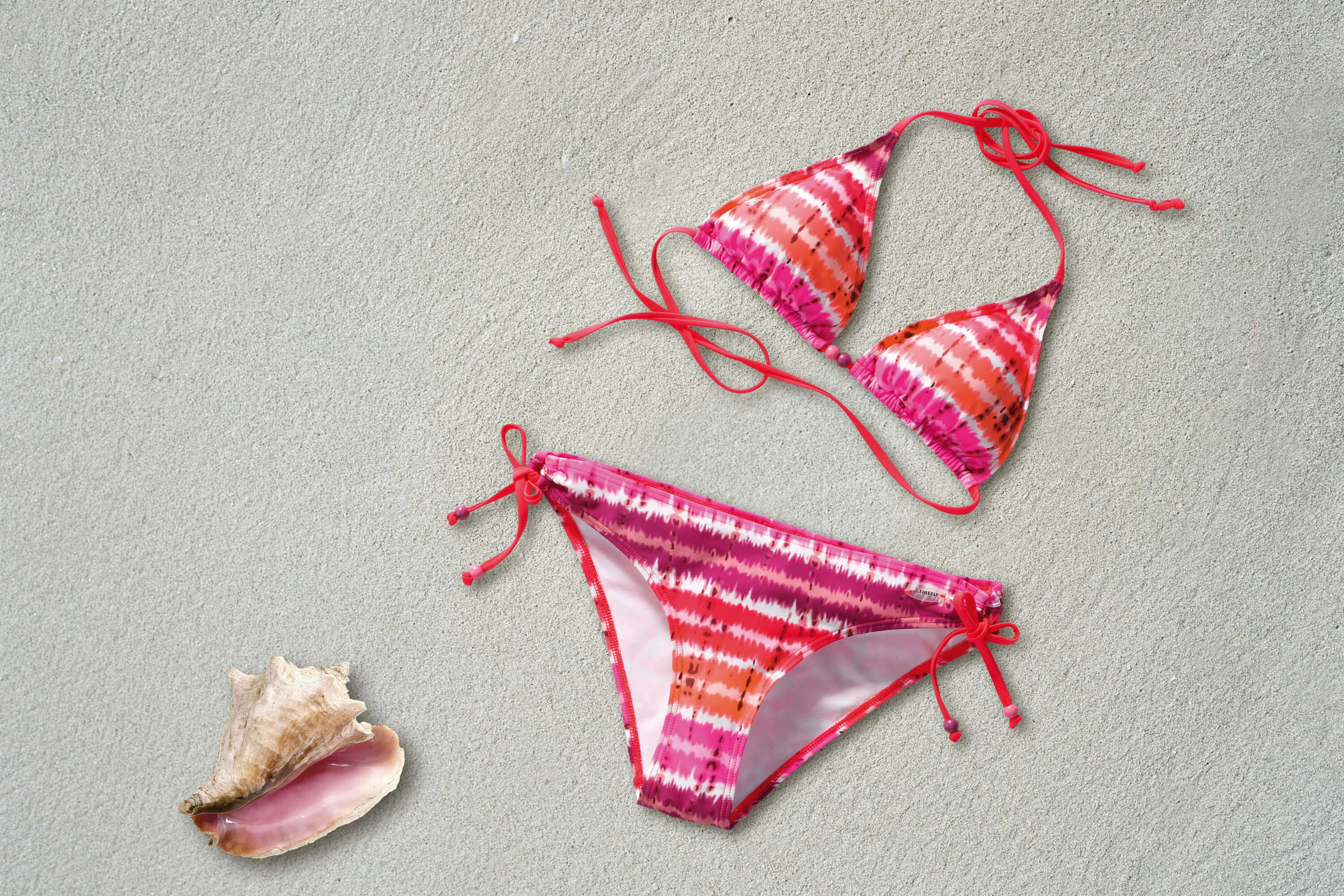 La técnica de Marie Kondo para ordenar bañadores y bikinis y que no se descoloquen en el armario