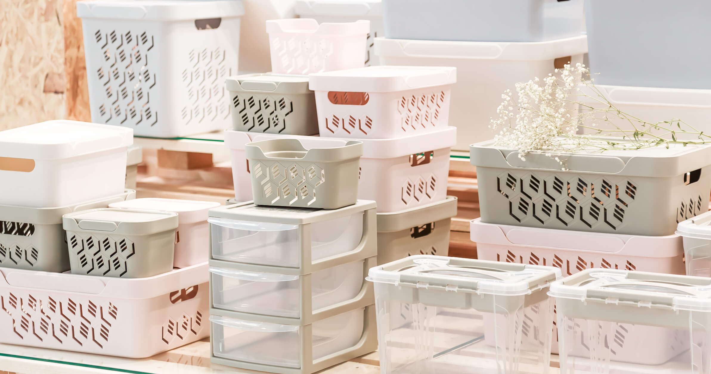 Cajas de plástico de distintos tipos