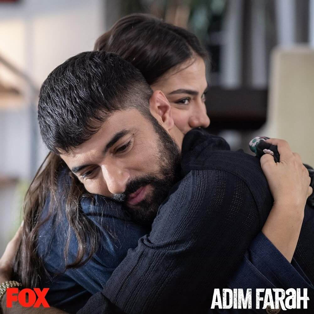 Mi nombre es Farah.