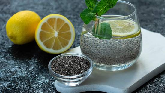 Agua de chía con limón
