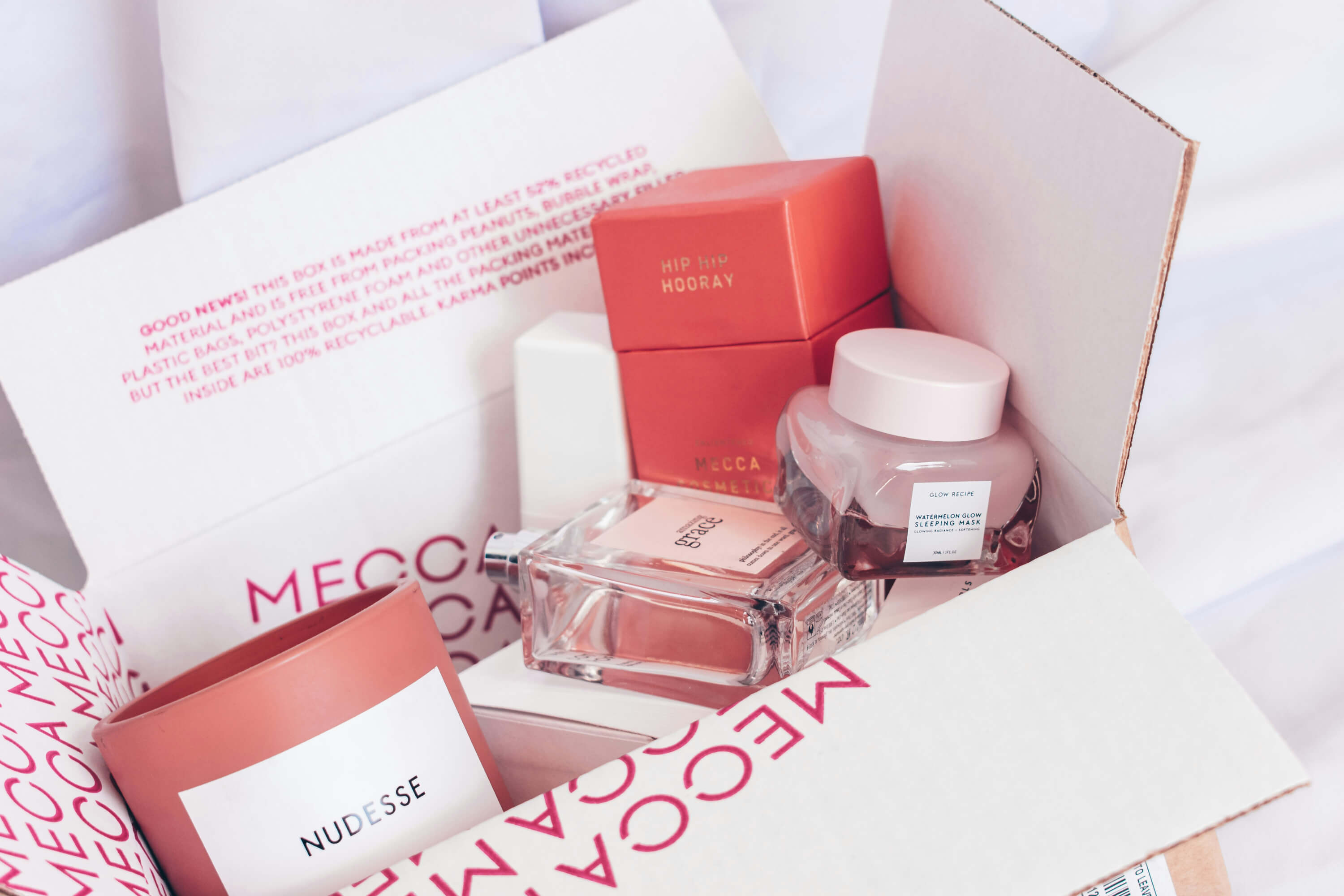 Carrefour tiene las minitallas de los productos de belleza para cabello y piel esenciales para viajar este verano sin llevar mucho peso en la maleta