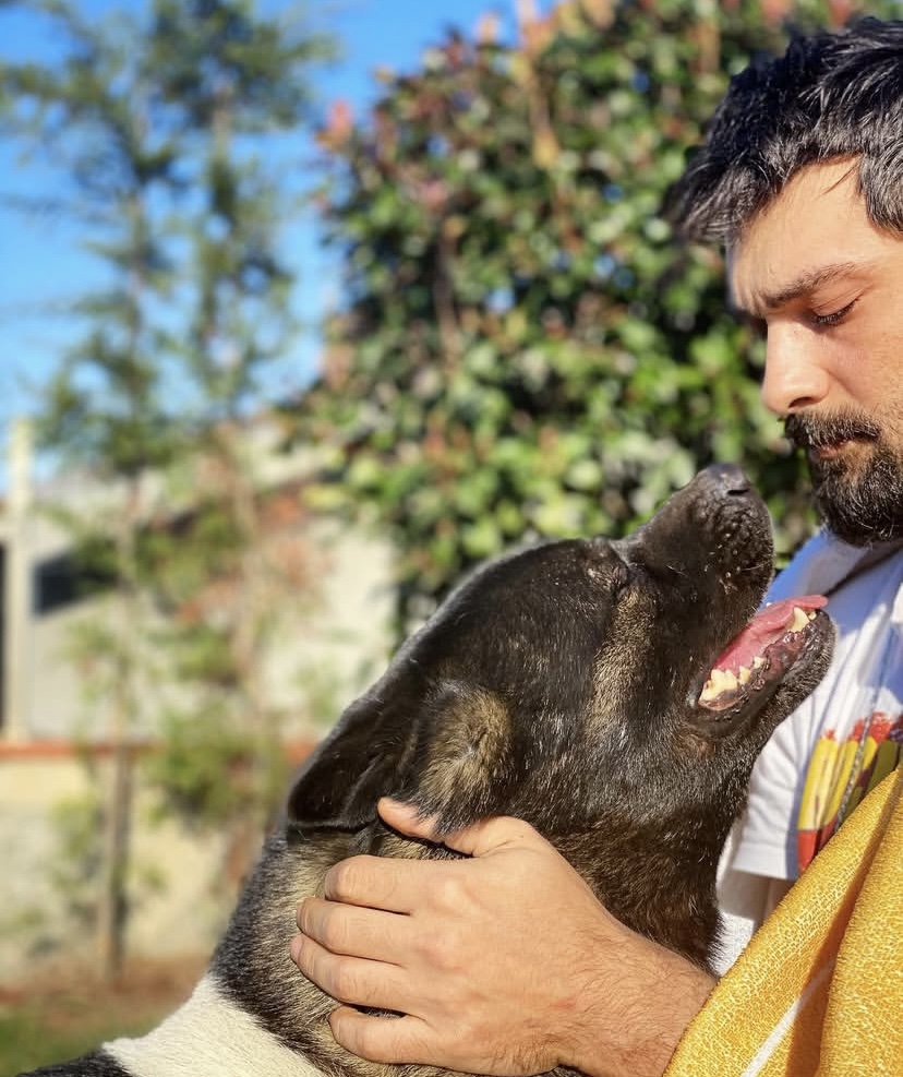 Conoce a Onur Tuna, el protagonista de 'Una vida perfecta', la ficción turca del verano de Telecinco