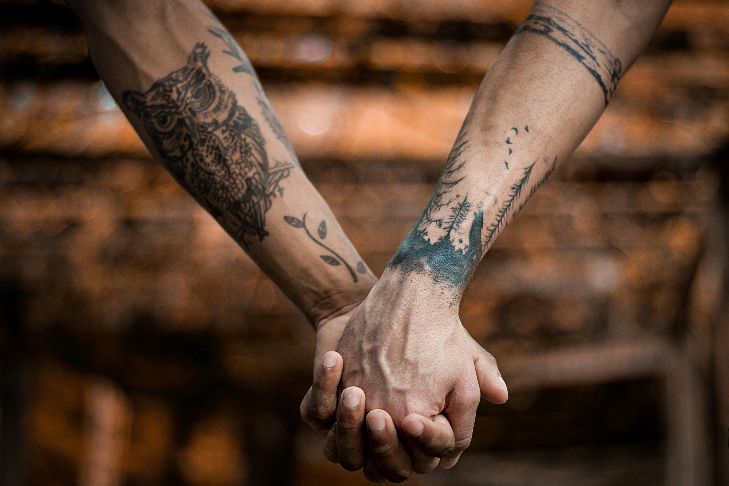Más de 25 tatuajes que simbolizan suerte y fuerza: inspiradores y para todos los gustos