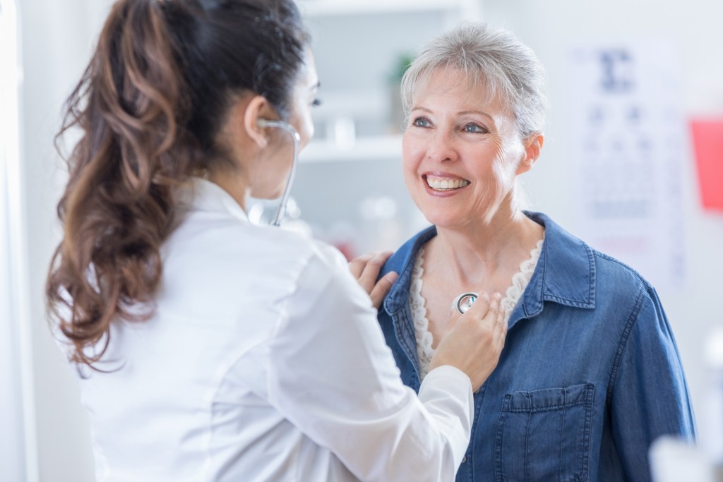 Palpitaciones: qué son, por qué se producen y cómo remediarlas según un cardiólogo
