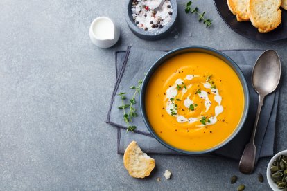 Sopa de zanahoria y cúrcuma