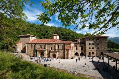 Conoce Liébana, un destino ideal para escapar al corazón de los Picos de Europa en otoño