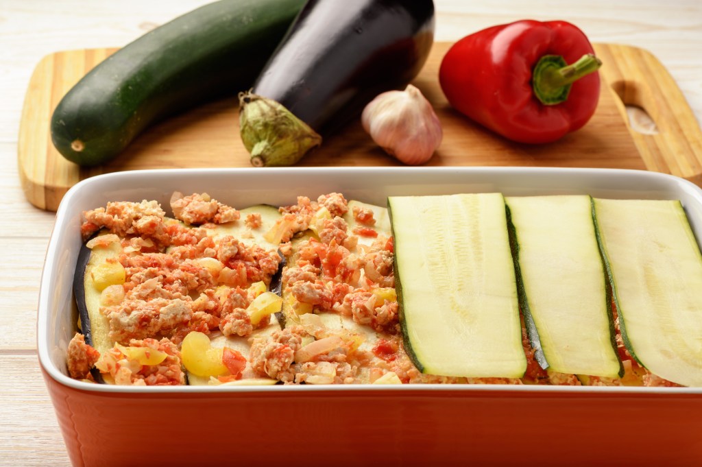 Recetas light para crear un menú completo y rico pero bajo en calorías, con productos económicos y de temporada