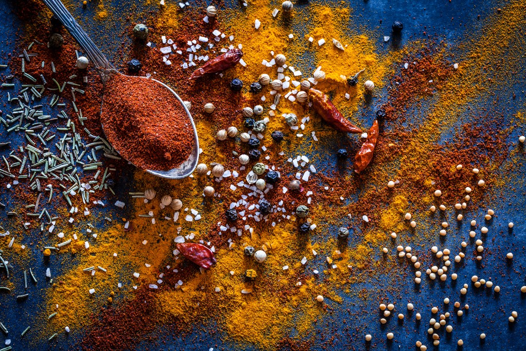 La Universidad de Harvard recomienda incluir estas especias en las recetas de Navidad como alternativa a otros ingredientes menos saludables