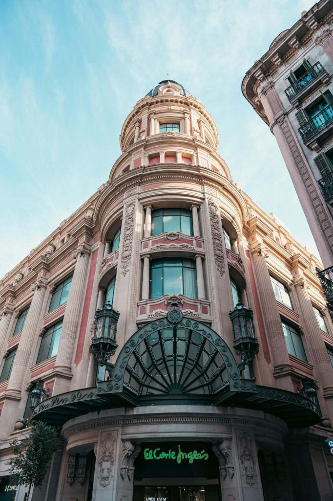 Qué supermercados abren en el puente de la Constitución 2024 - Fuente: Pexels