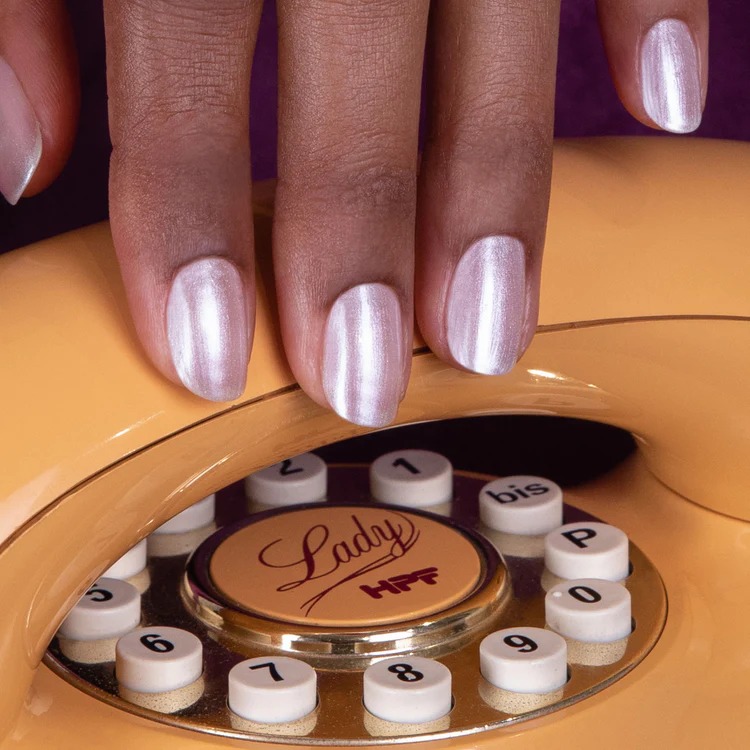 manicura-invierno-tonos-colores-clasicos-elegantes